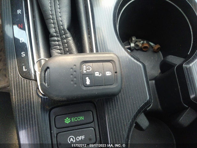 Honda CIVIC 2022 2HGFE2F20NH120935 Image 3