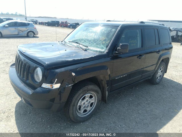 1C4NJRABXGD580318 Jeep Patriot North