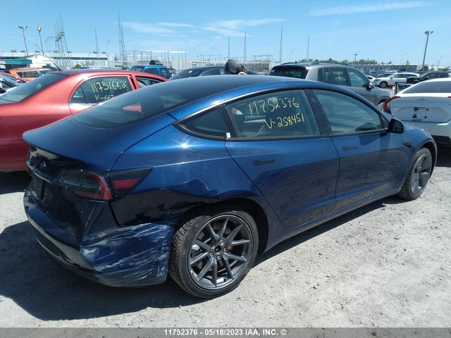 5YJ3E1EA7NF258451 Tesla MODEL 3