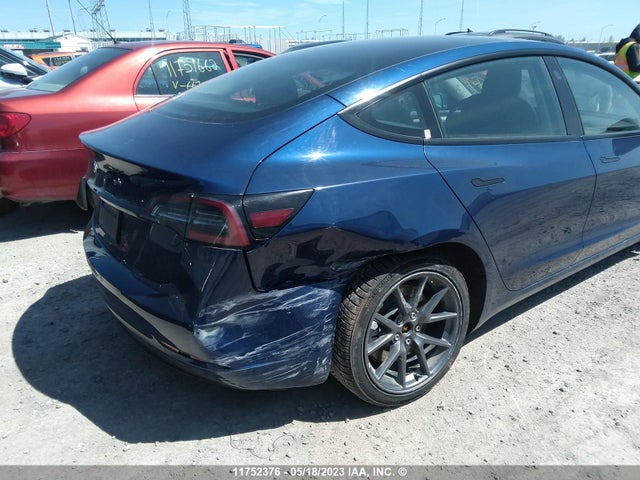 5YJ3E1EA7NF258451 Tesla MODEL 3