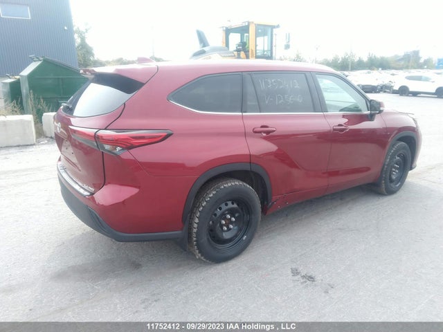 Toyota Highlander Xle 2021 5TDGZRBH3MS125010 Image 4