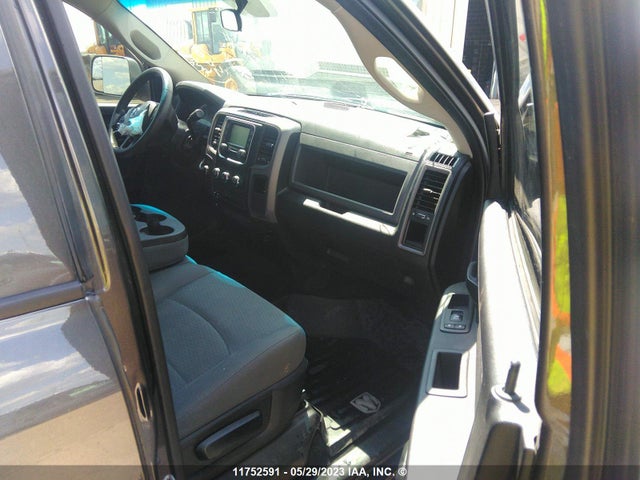 3C6RR7KTXJG186387 RAM 1500 St