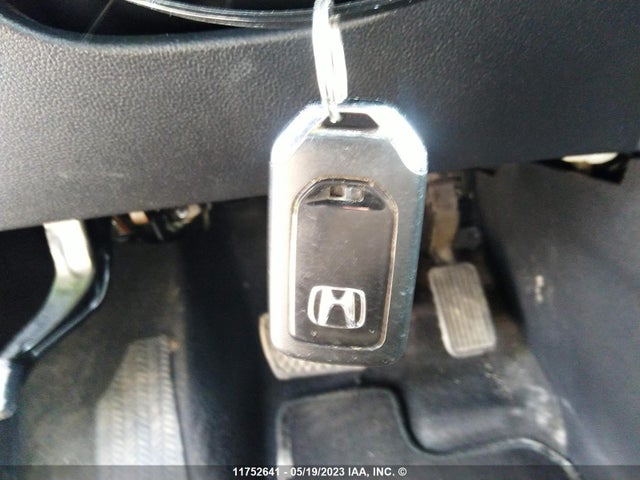 Honda PILOT LX 2018 5FNYF6H29JB502759 Image 11