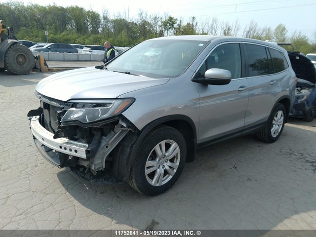 Honda PILOT LX 2018 5FNYF6H29JB502759 Image 2