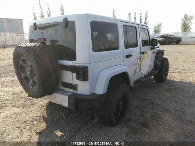 1C4BJWEG4GL248260 Jeep Wrangler Unlimited Sahara
