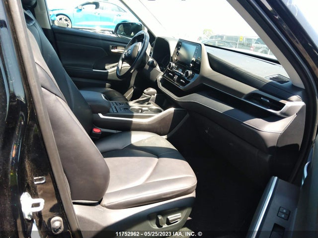 Toyota Highlander Xle 2021 5TDGZRBH3MS523172 Image 7