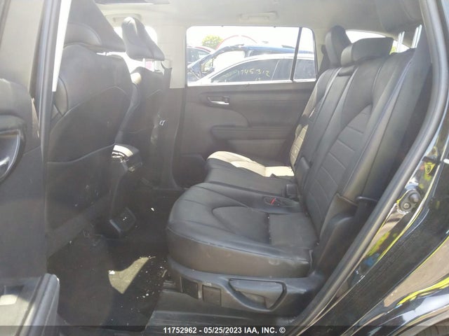 Toyota Highlander Xle 2021 5TDGZRBH3MS523172 Image 10