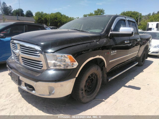 1C6RR7TM2FS730775 RAM 1500 Slt