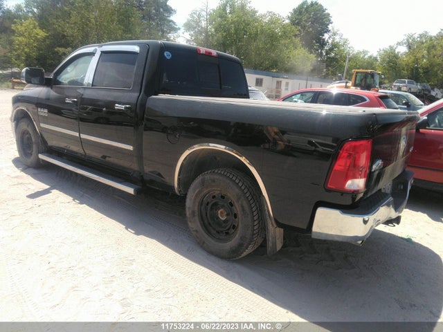 1C6RR7TM2FS730775 RAM 1500 Slt