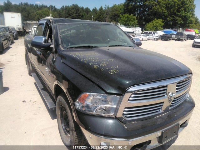 1C6RR7TM2FS730775 RAM 1500 Slt