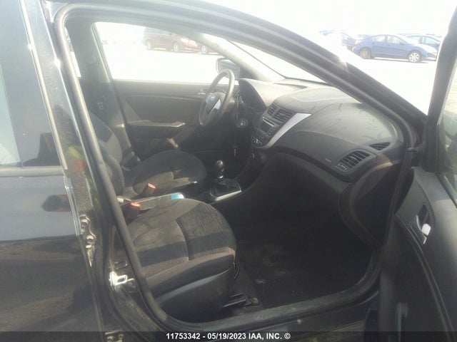 Hyundai ACCENT SE 2017 KMHCT5AE3HU360195 Image 5