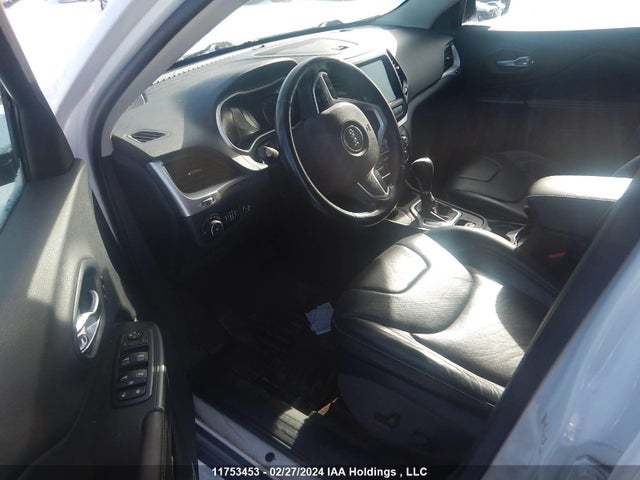 1C4PJMDS6FW555068 Jeep Cherokee Limited