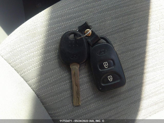Hyundai ACCENT SE 2017 KMHCT4AEXHU218310 Image 11