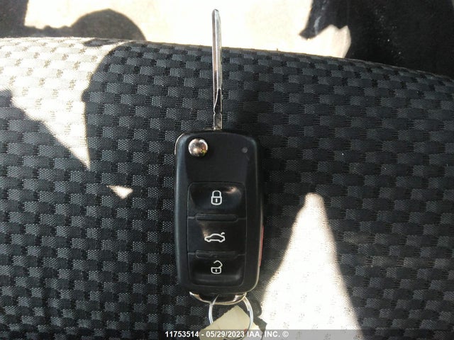 3VW2K7AJ6EM424786 Volkswagen JETTA S
