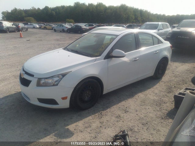 Chevrolet CRUZE LT 2014 1G1PE5SB4E7315919 Image 2
