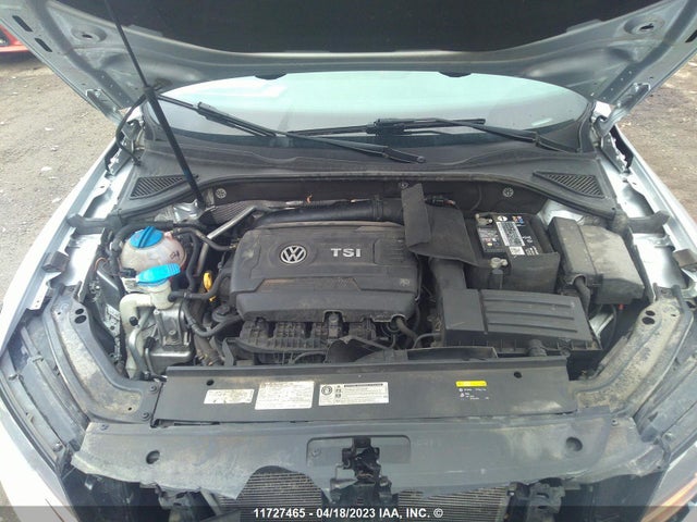 1VWAT7A3XHC056886 Volkswagen PASSAT S