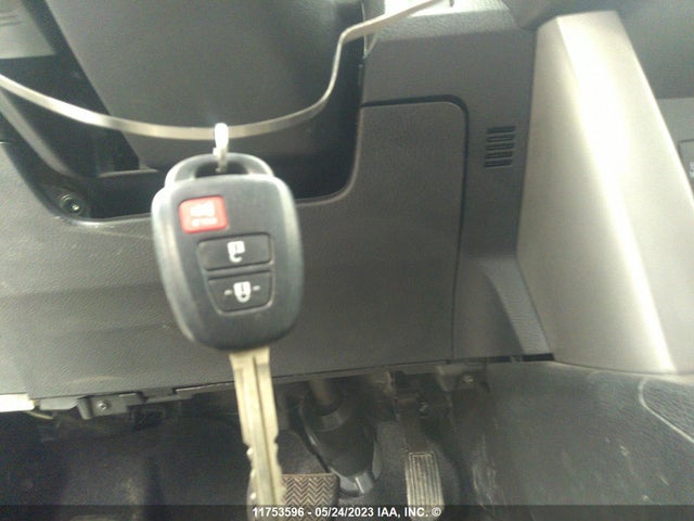 Toyota RAV4 LE 2016 2T3ZFREV0GW268387 Image 11