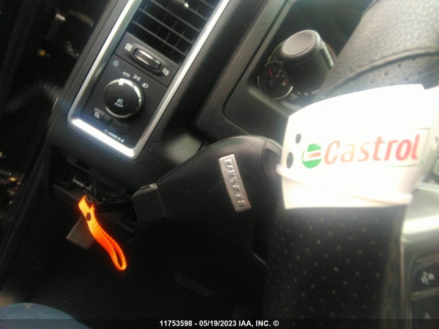 1C6RR7LG2MS528803 RAM 1500 Classic Slt