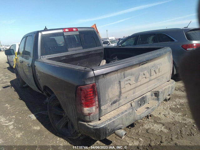 1C6RR7MT3JS290998 RAM 1500 Sport