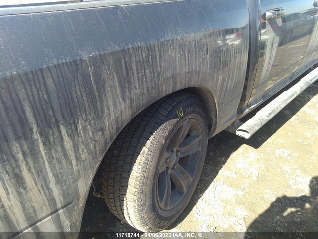 1C6RR7MT3JS290998 RAM 1500 Sport
