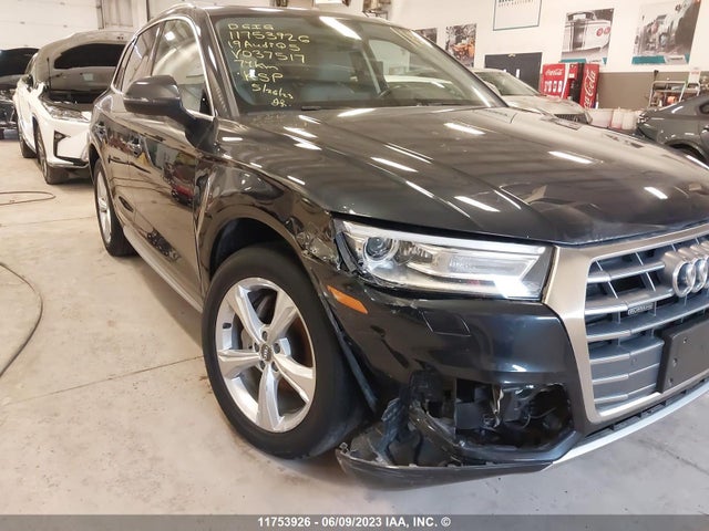 WA1BNAFY2K2037517 Audi Q5 Premium Plus