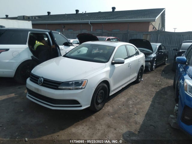 3VWD07AJ5FM212400 Volkswagen JETTA SE