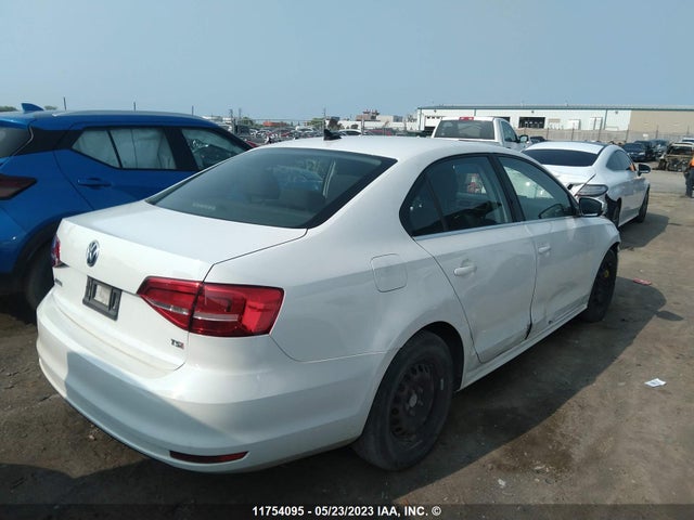 3VWD07AJ5FM212400 Volkswagen JETTA SE