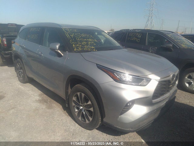 Toyota Highlander Xle 2021 5TDGZRBH8MS534345 Image 1