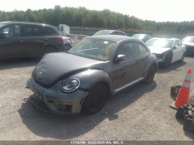 Volkswagen Beetle Se/sel 2017 3VWJ17AT1HM632949 Image 2
