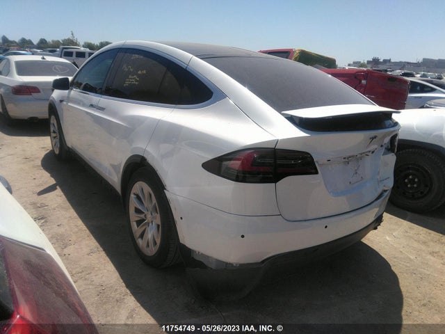 Tesla MODEL X 2019 5YJXCDE26KF182685 Image 4