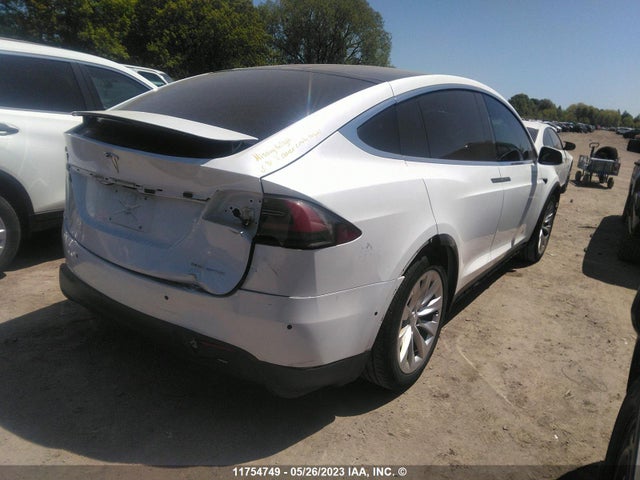 Tesla MODEL X 2019 5YJXCDE26KF182685 Image 5