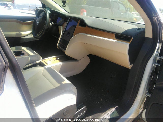 Tesla MODEL X 2019 5YJXCDE26KF182685 Image 6
