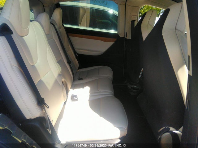 Tesla MODEL X 2019 5YJXCDE26KF182685 Image 9