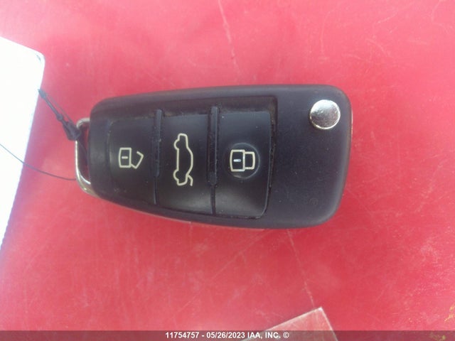 WAUB8GFFXG1111856 Audi A3 PREMIUM