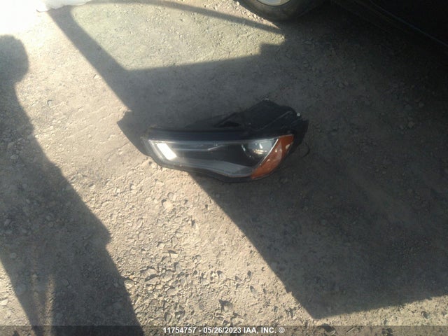 WAUB8GFFXG1111856 Audi A3 PREMIUM