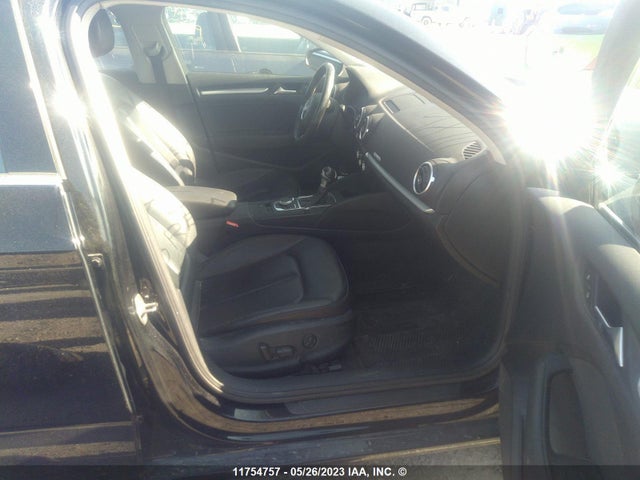 WAUB8GFFXG1111856 Audi A3 PREMIUM