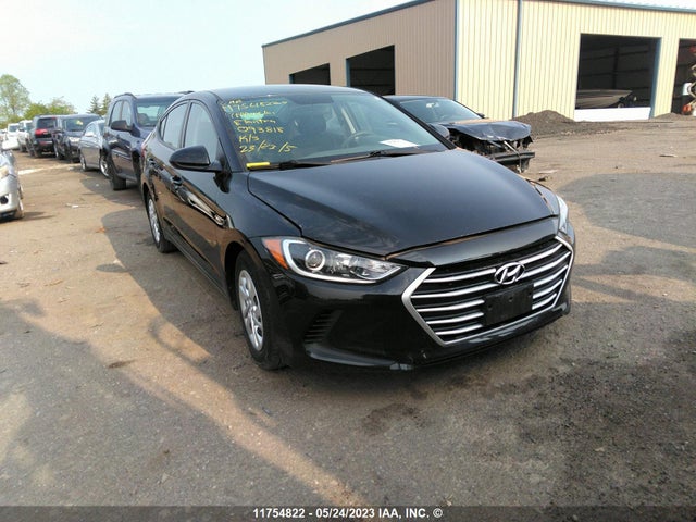 2017 5NPD74LF4HH093818 main image