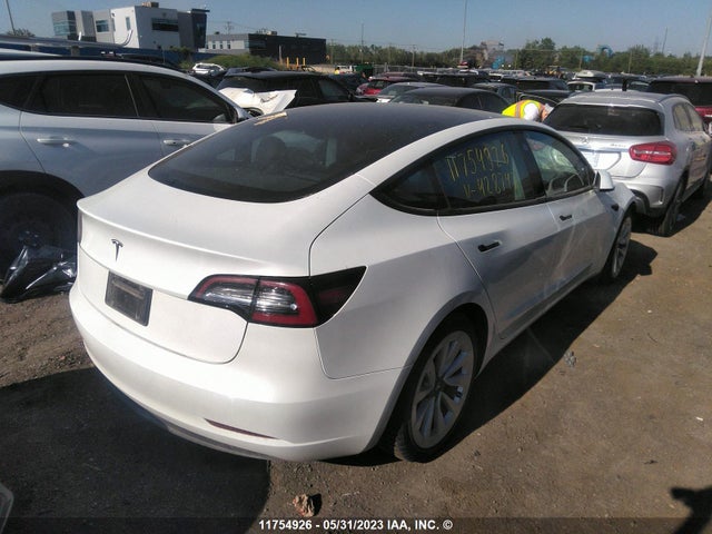 5YJ3E1EA9PF428747 Tesla MODEL 3