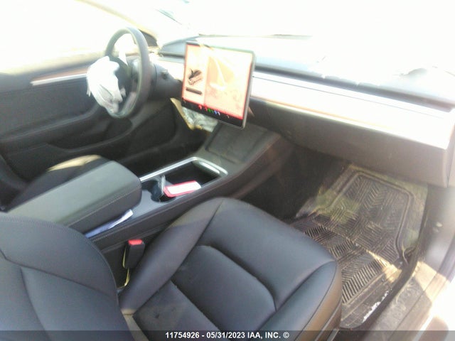 5YJ3E1EA9PF428747 Tesla MODEL 3