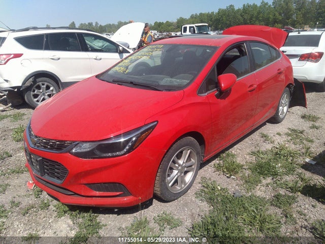 Chevrolet CRUZE LT 2018 1G1BE5SMXJ7204913 Image 2