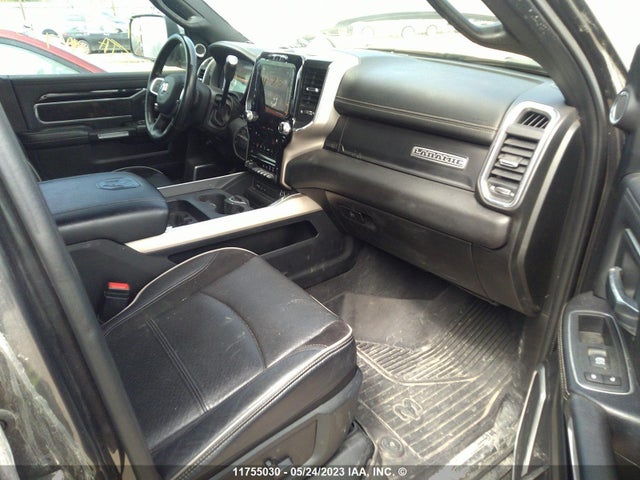 3C63R3EL3KG586710 RAM 3500 Laramie