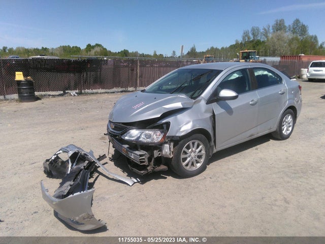 Chevrolet SONIC LT 2017 1G1JD5SH5H4160087 Image 2