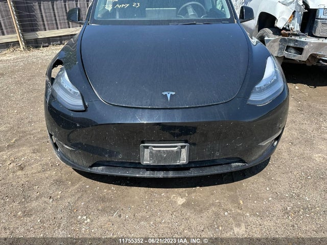 7SAYGDEE7NF494069 Tesla Model Y
