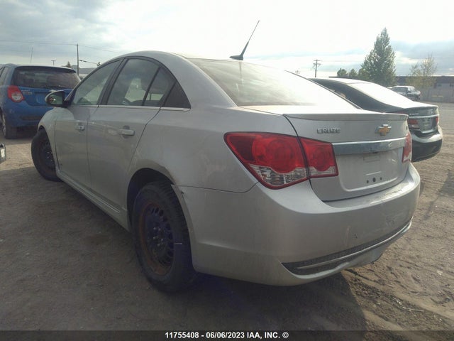 Chevrolet CRUZE LT 2014 1G1PE5SB3E7341783 Image 3
