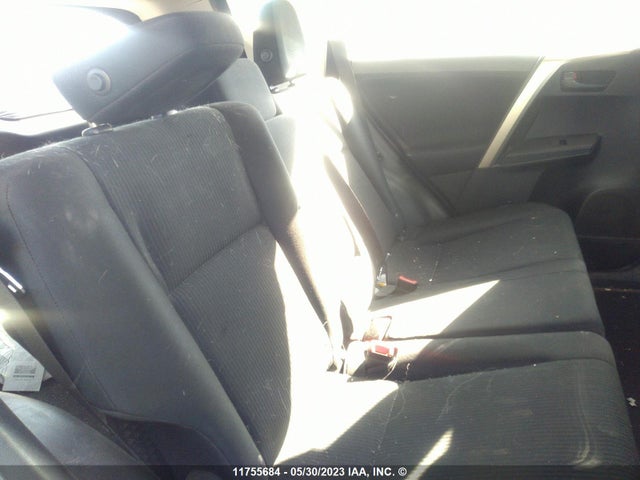 Toyota RAV4 LE 2014 2T3BFREV5EW219958 Image 8