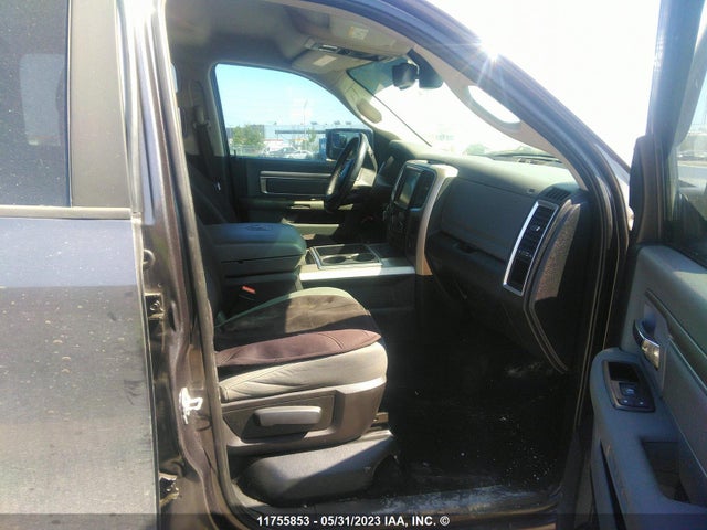 1C6RR7LM5ES480169 RAM 1500 Slt