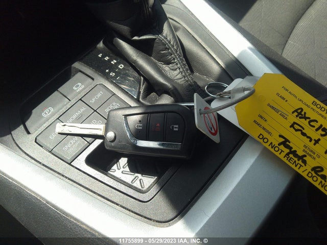 Toyota RAV4 LE 2021 2T3B1RFV9MW209302 Image 3