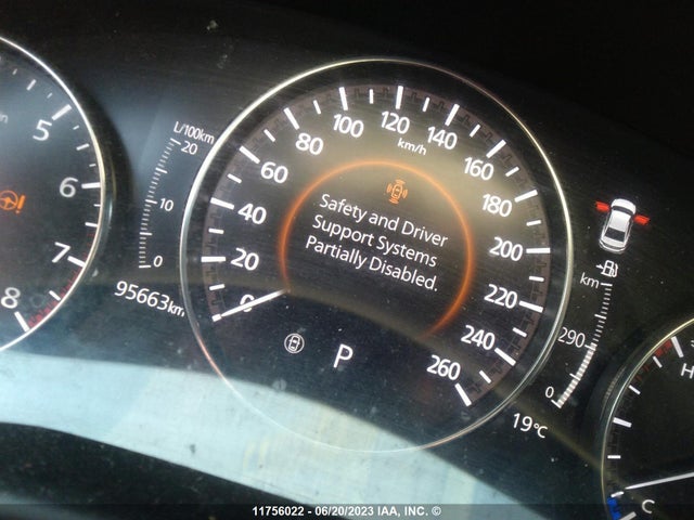 Mazda 3 2019 3MZBPAB71KM100237 Image 8