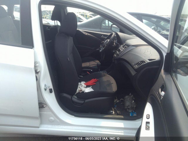 Hyundai ACCENT SE 2017 KMHCT5AE8HU348950 Image 5