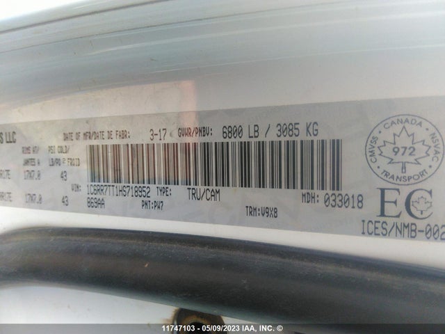 1C6RR7TT1HS718952 RAM 1500 Slt